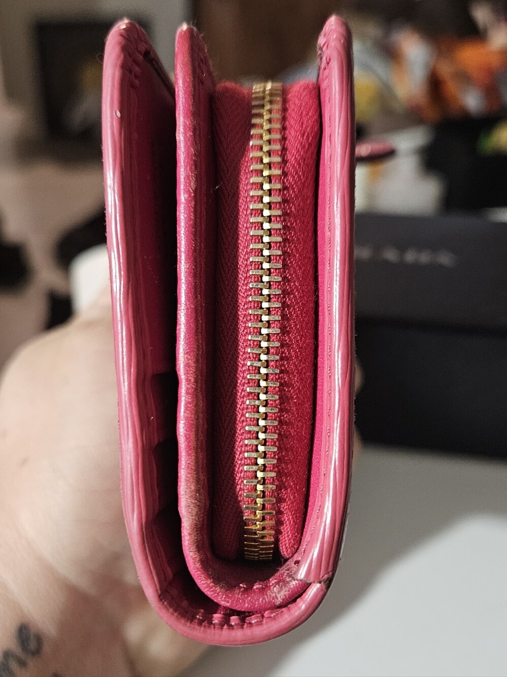 Prada Pink Vitello Move Compact Wallet - Picture 3 of 10